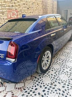 کرایسلەر 300